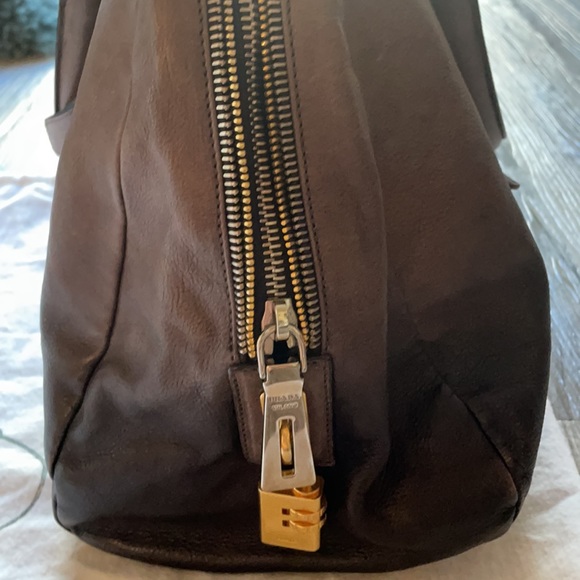 Authentic Prada Ombré Glacé Double Zipper - Picture 6 of 13